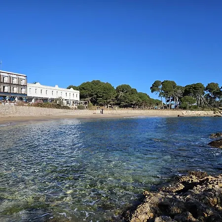 Casa Espaciosa A 600m De Playas De Empuries Con Terraza Privada - Hisp-236-167